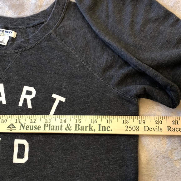 Old Navy Women’s Fleece/Sweatshirt - Picture 4 of 6